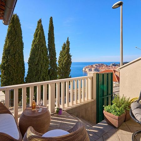 Purple Seaview Apartment Дубровник Екстериор снимка
